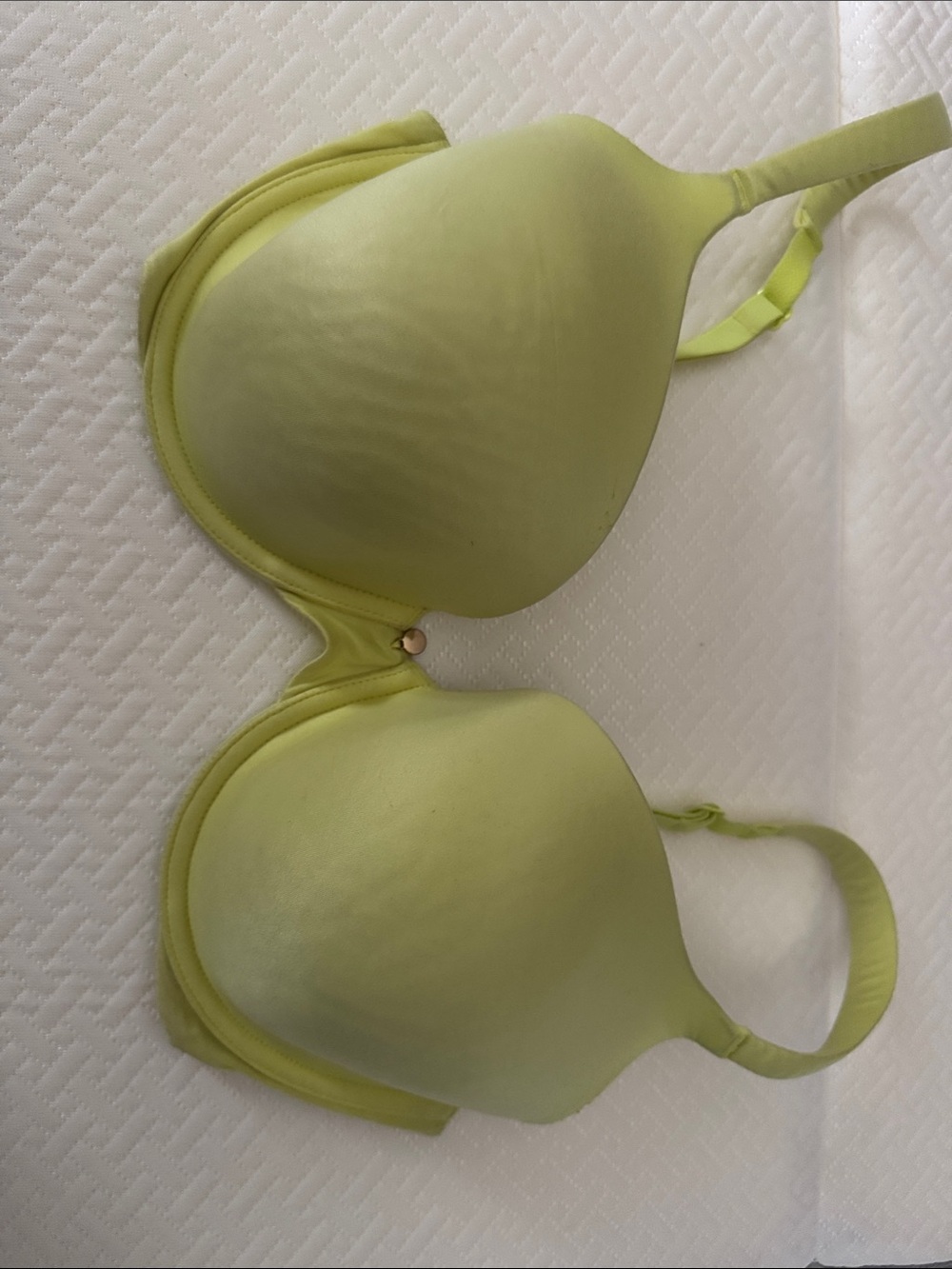 Victoria's Secret Light Lime Contour Bra
